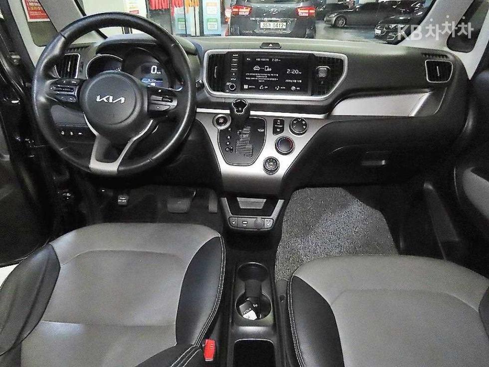 2022 - kia ray