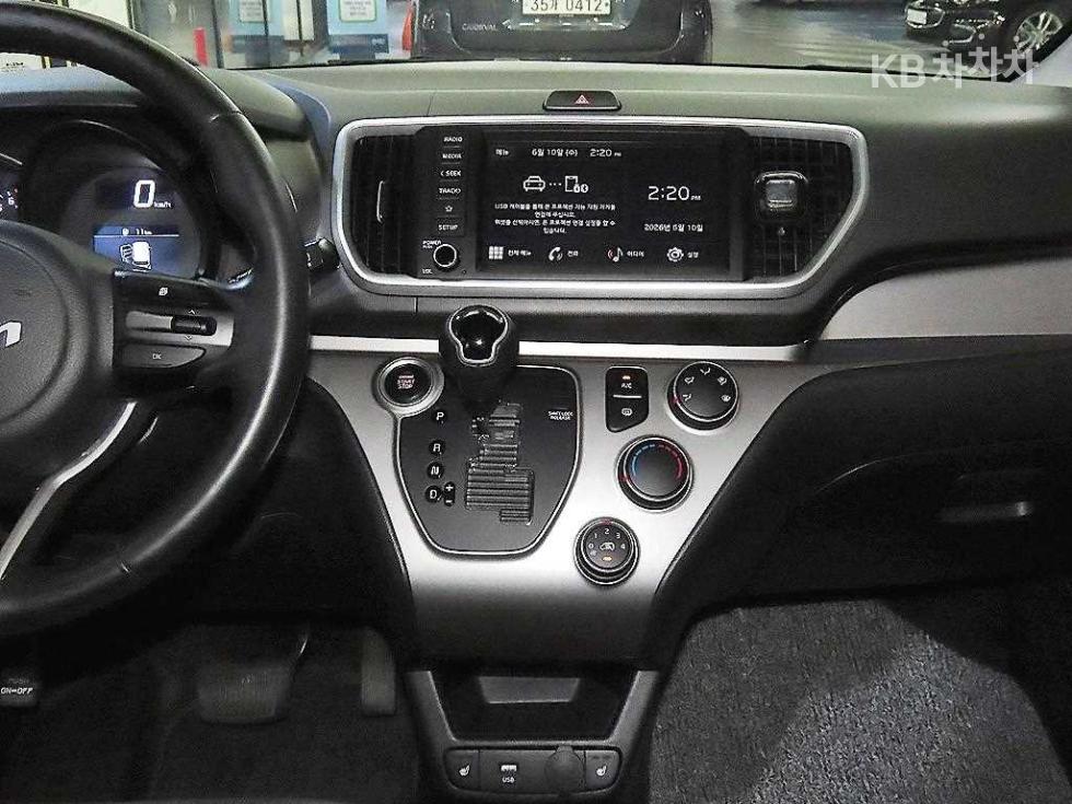 2022 - kia ray