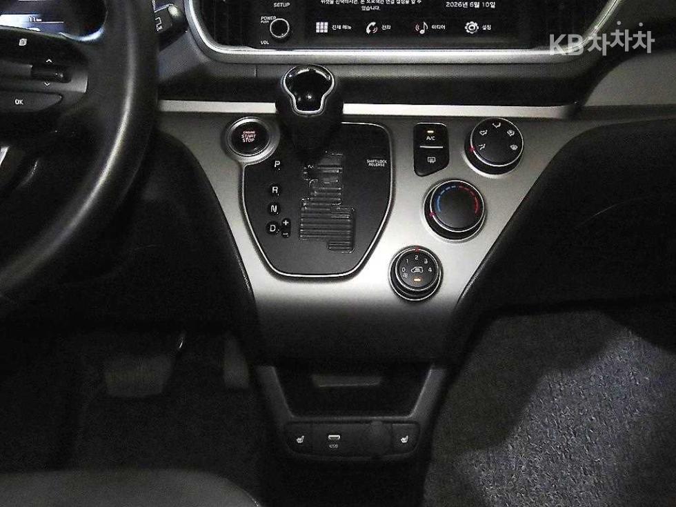 2022 - kia ray