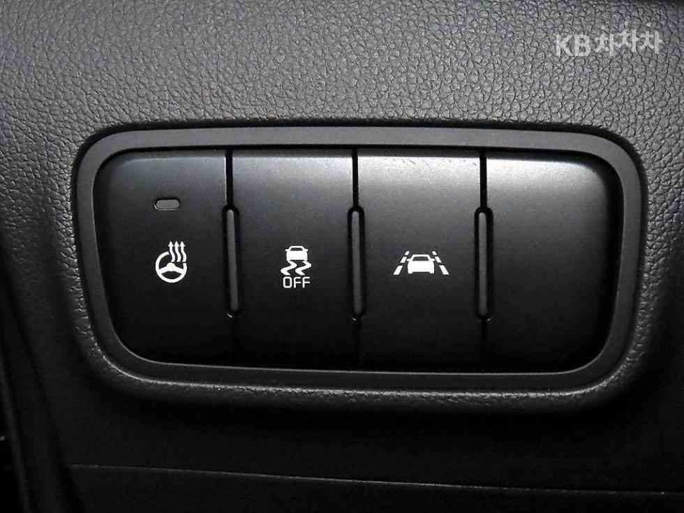 2022 - kia ray