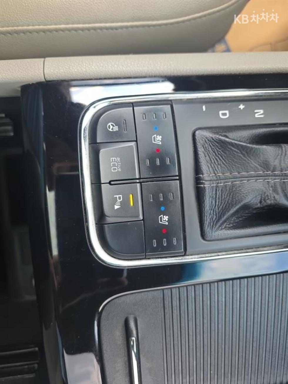 2016 - kia carnival