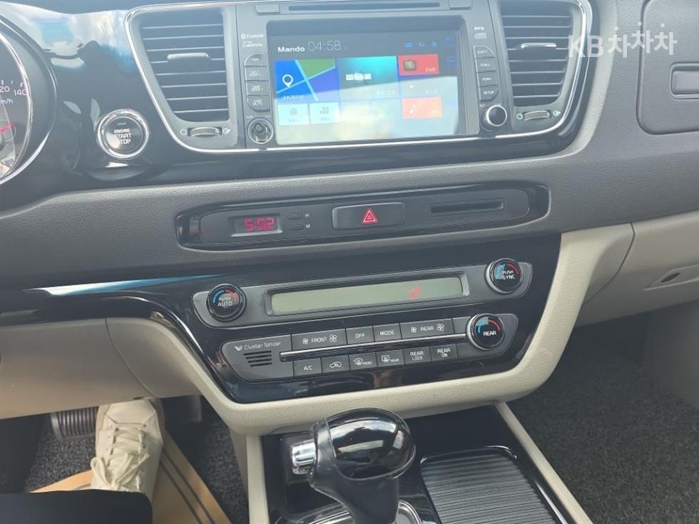 2016 - kia carnival