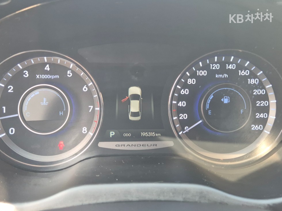 Hyundai Grandeur — miniaturë 14