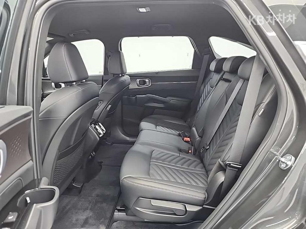 2025 - kia sorento