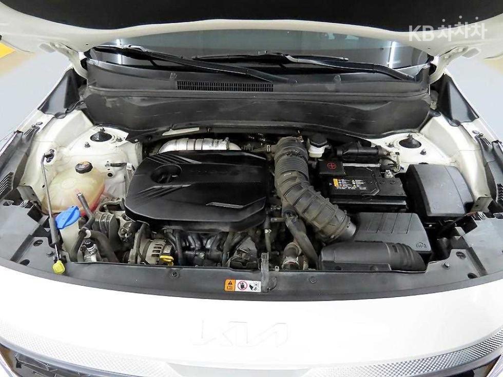 2023 - kia seltos