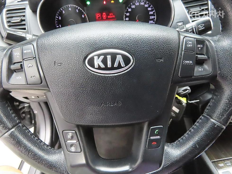 2010 - kia k7