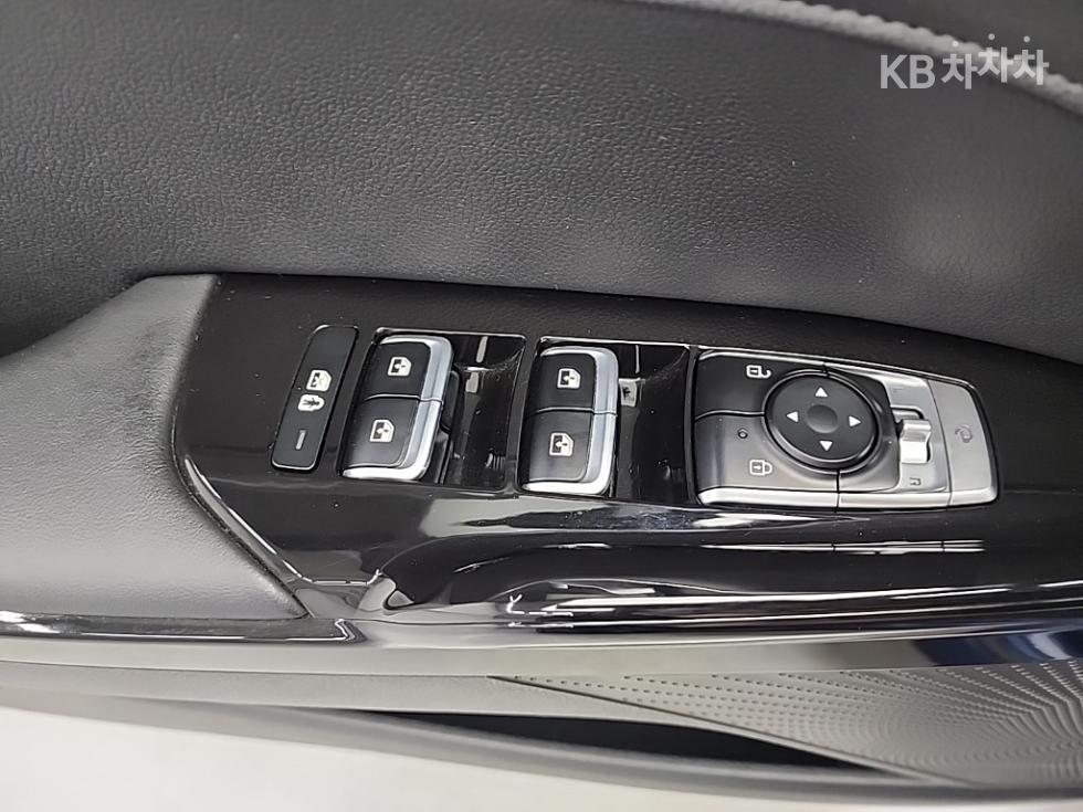 2021 - kia k5