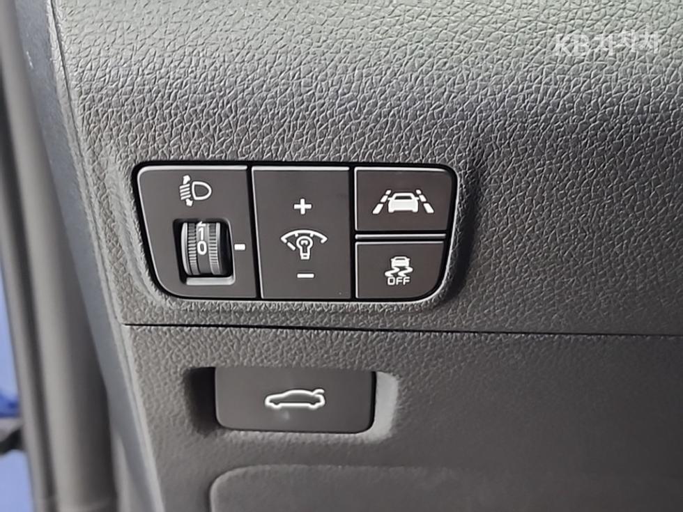 2021 - kia k5