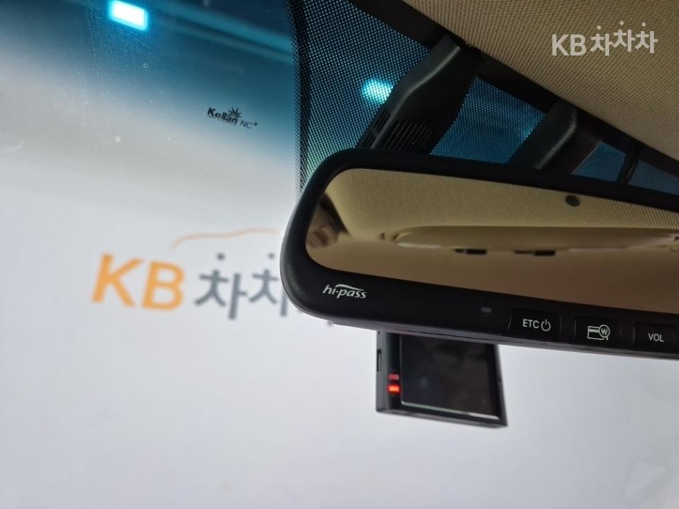 2017 - kia carnival