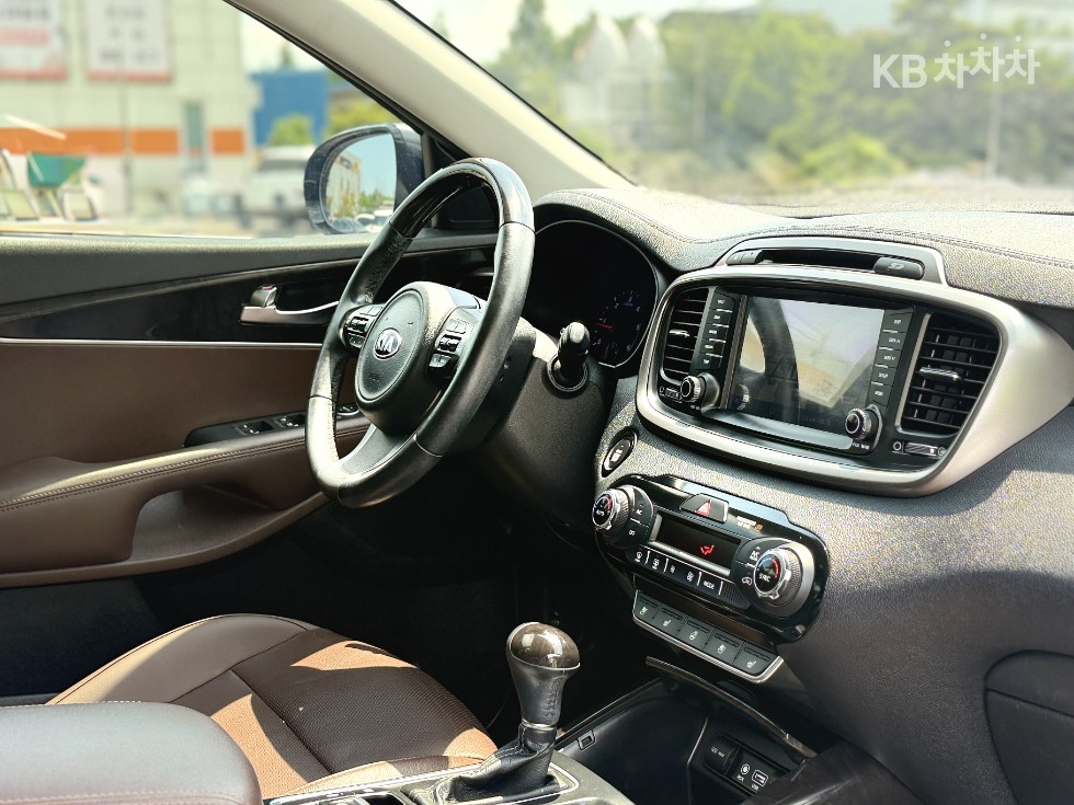2016 - kia sorento