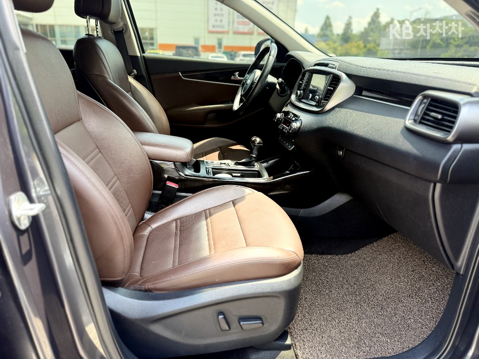 2016 - kia sorento