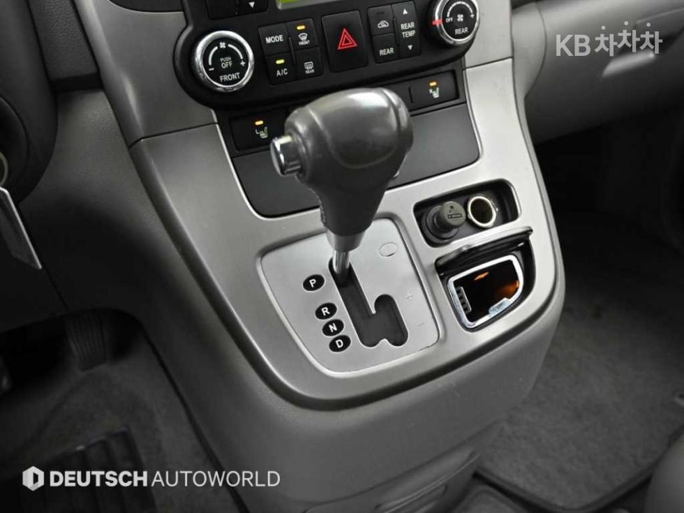 2014 - kia carnival
