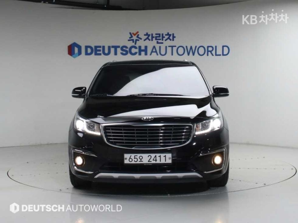2018 - kia carnival