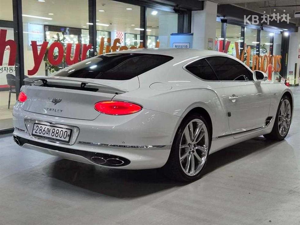 2020 Bentley GT photo