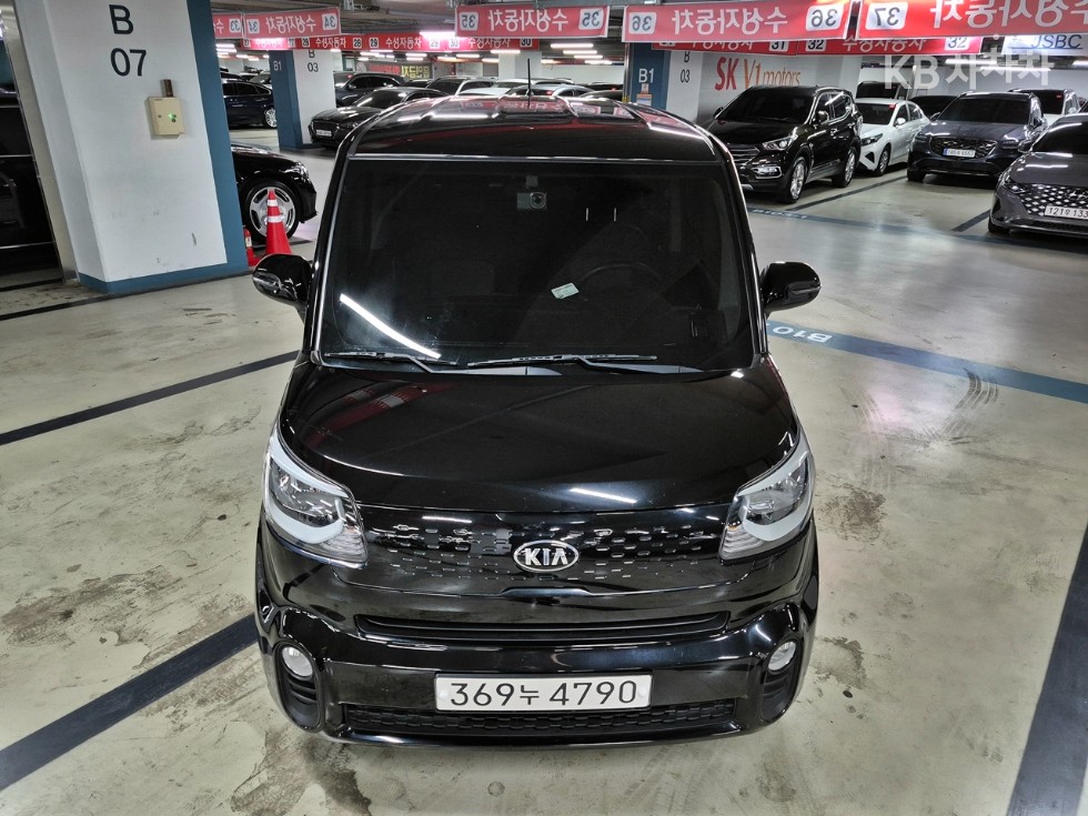2021 - kia ray
