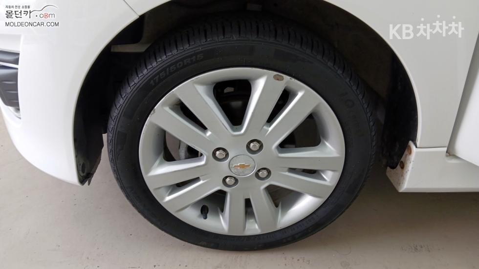 Chevrolet Spark — miniaturë 6