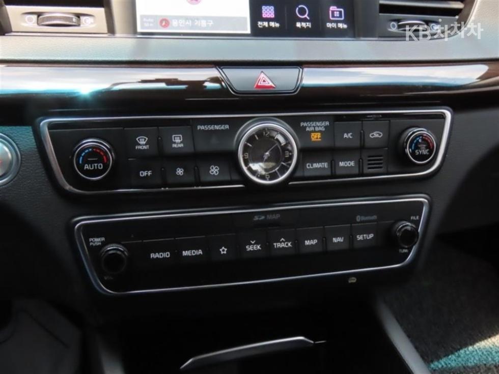 2019 - kia k7