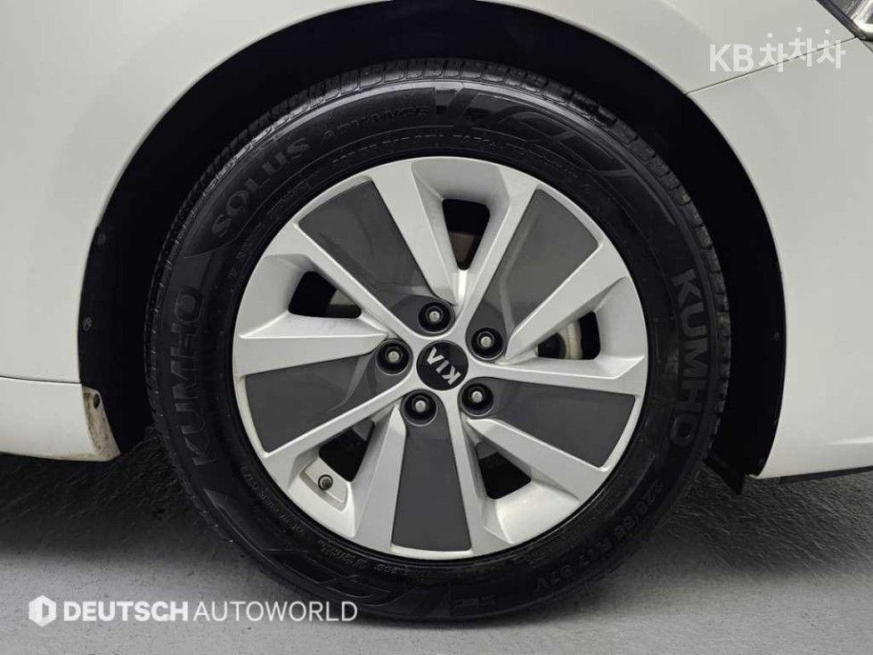 2017 - kia k7
