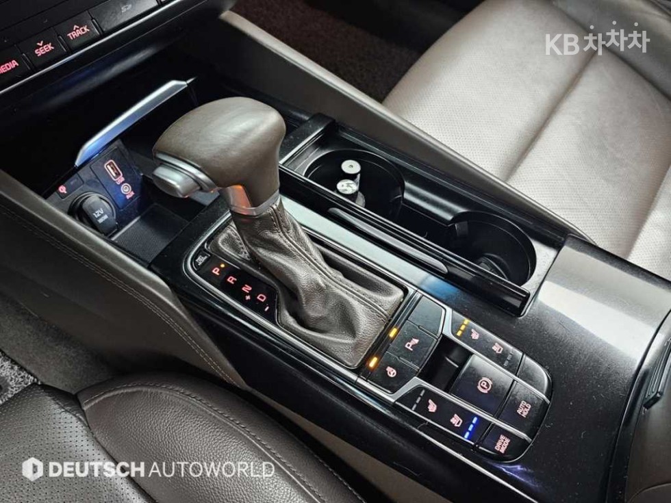 2017 - kia k7