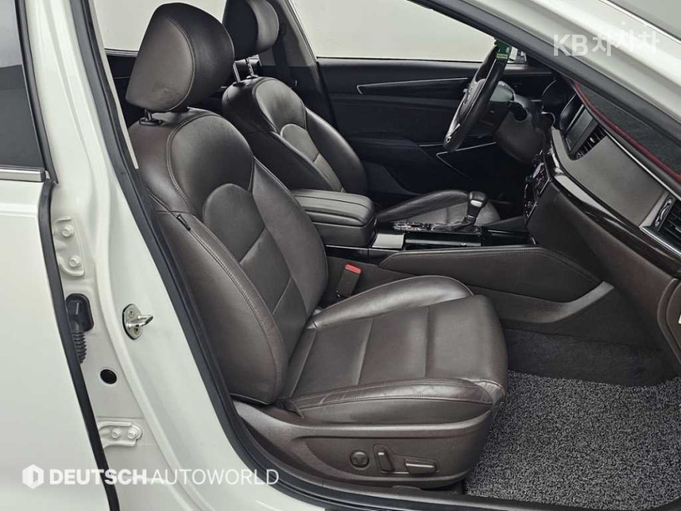 2017 - kia k7