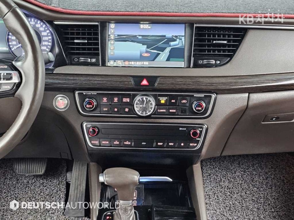 2017 - kia k7