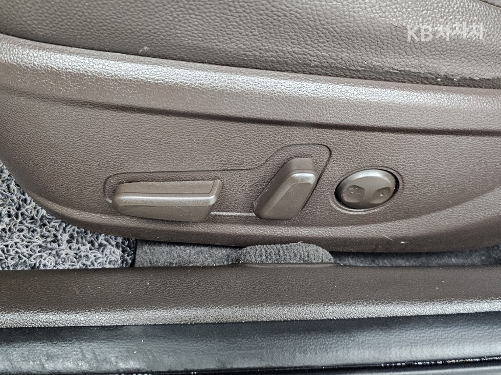 2017 - kia k7