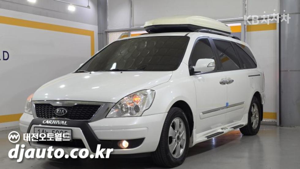 2012 kia carnival