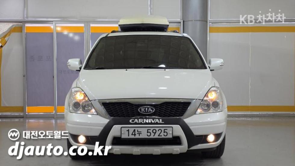 2012 - kia carnival