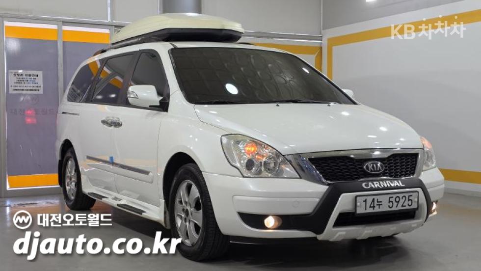 2012 - kia carnival