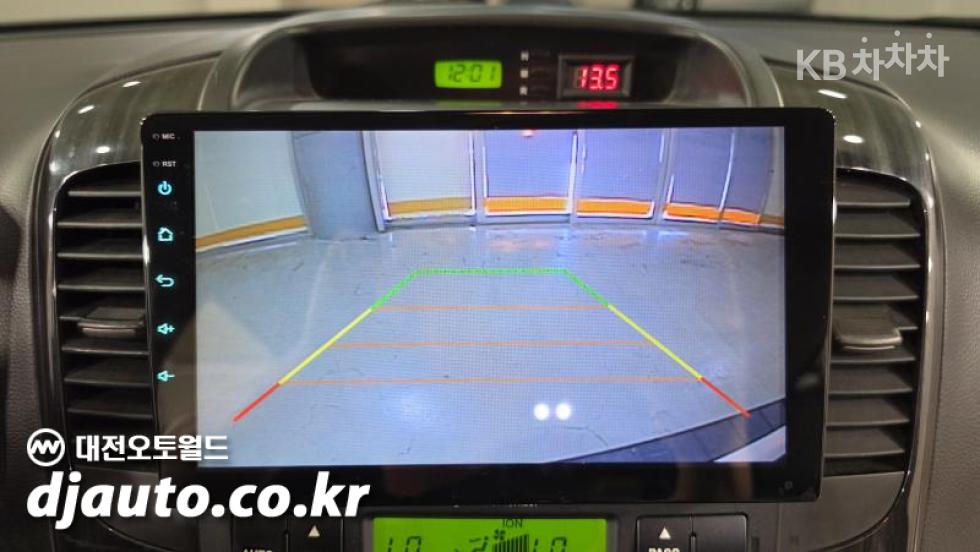 2012 - kia carnival