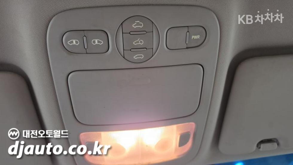 2012 - kia carnival