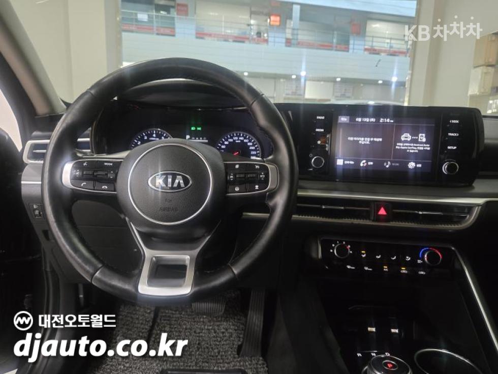 2020 - kia k5