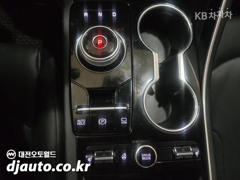 2020 - kia k5