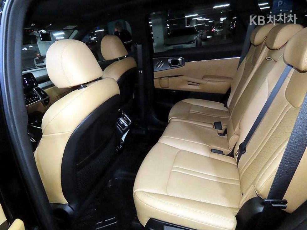 2022 - kia sorento