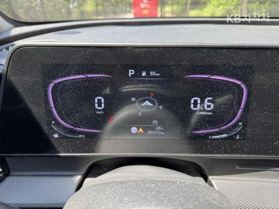 2022 - kia sportage