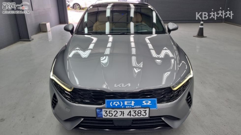 2023 - kia k5