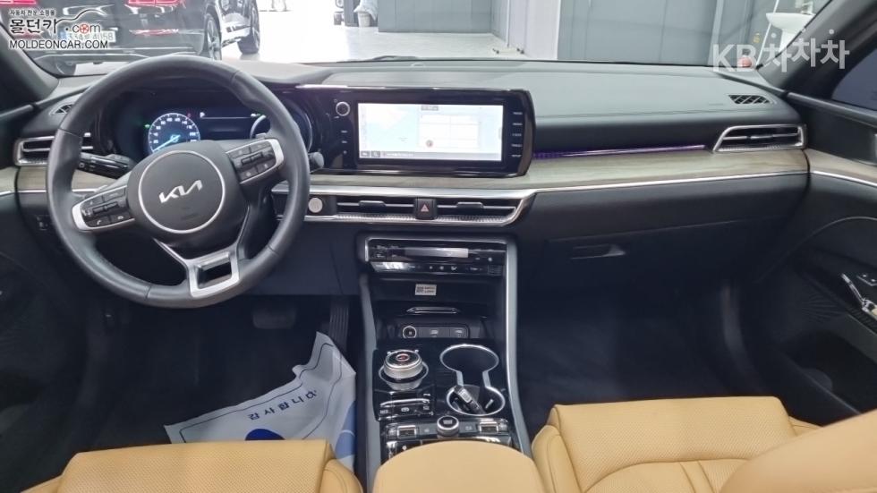 2023 - kia k5