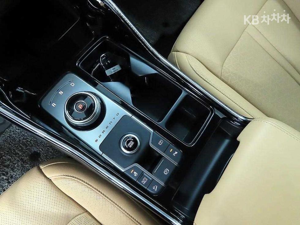 2023 - kia sorento