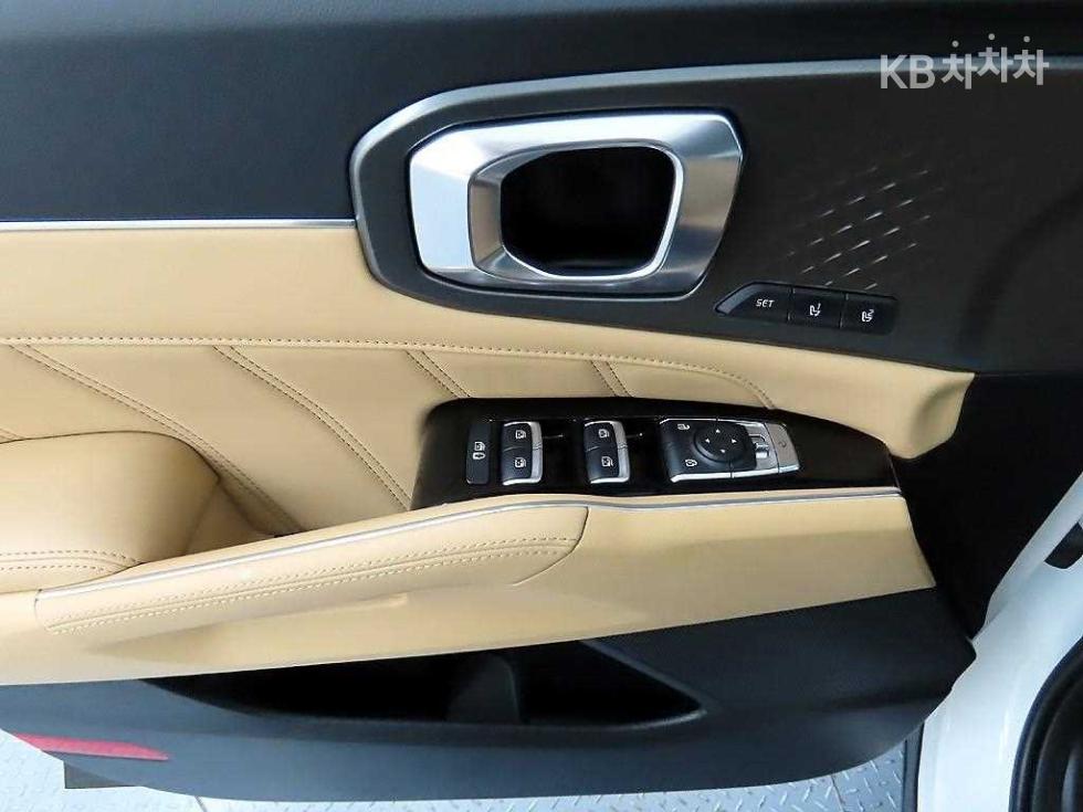 2023 - kia sorento