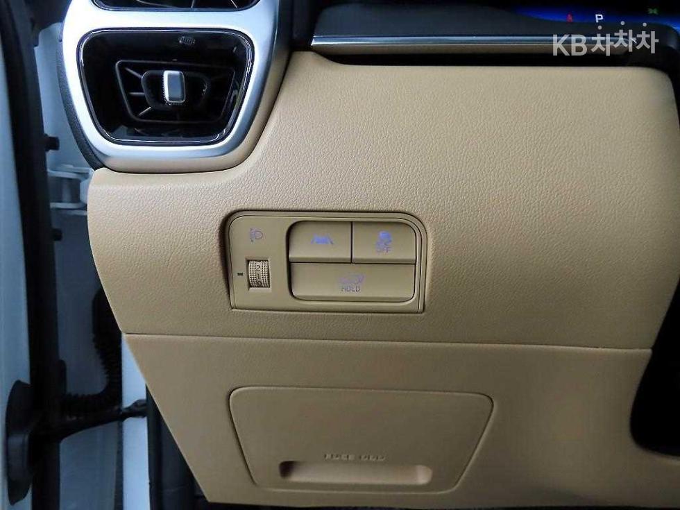 2023 - kia sorento