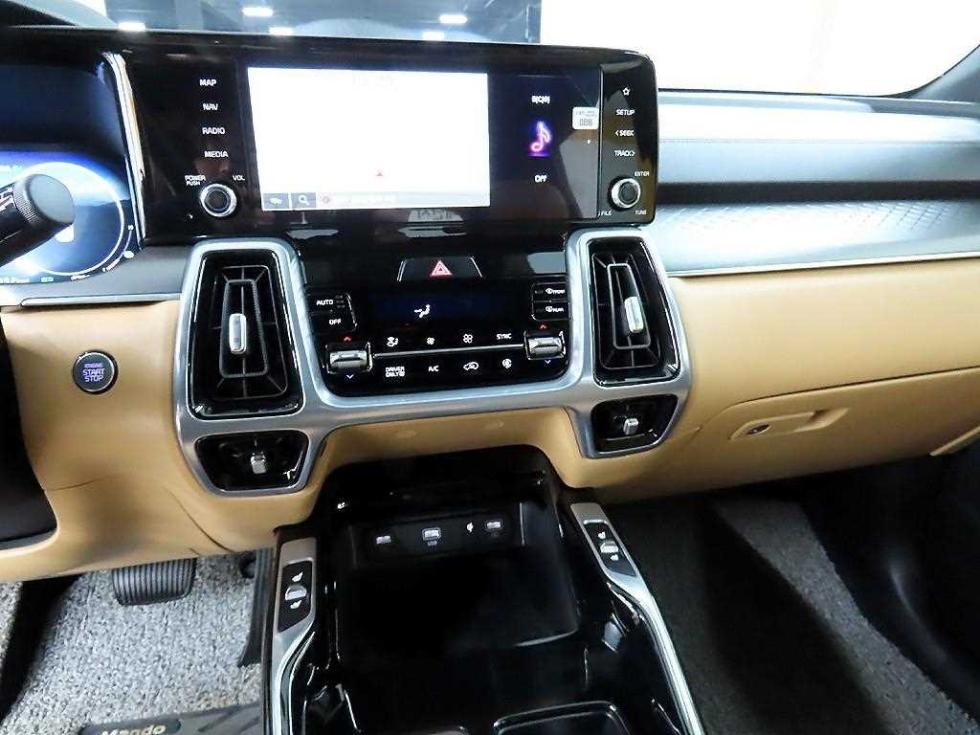 2023 - kia sorento