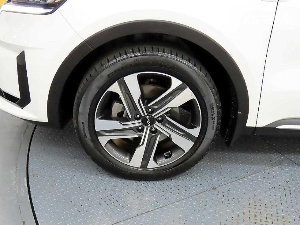 2023 - kia sorento