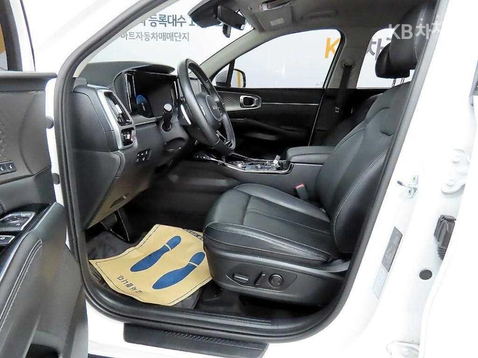 2022 - kia sorento