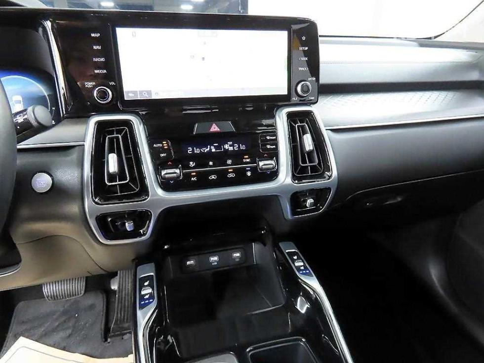 2022 - kia sorento