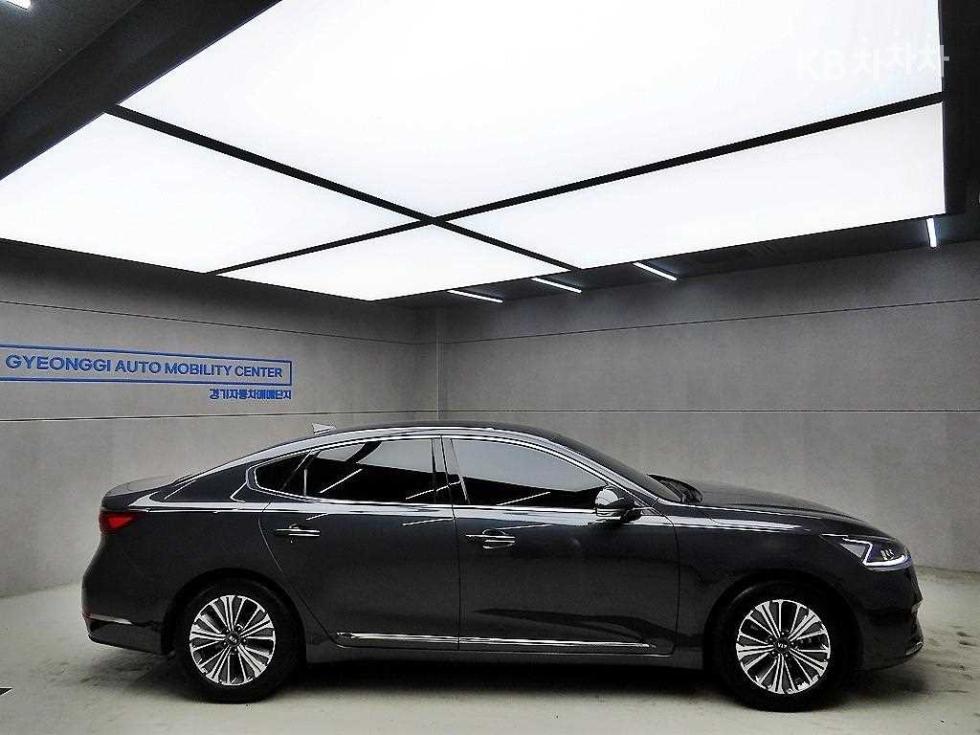 2019 - kia k7