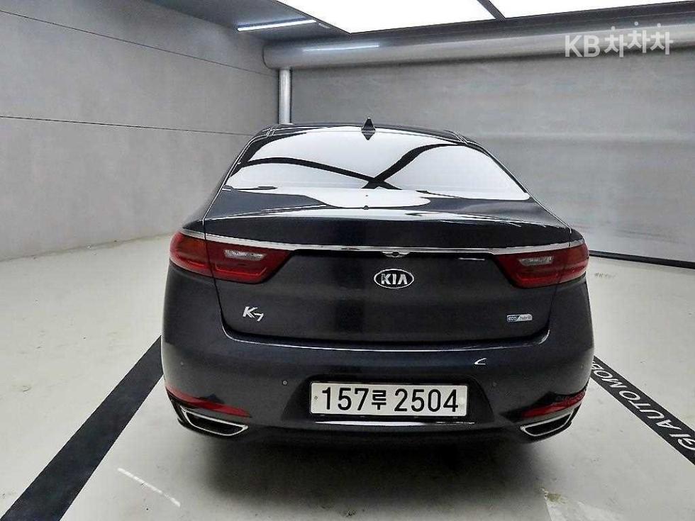 2019 - kia k7