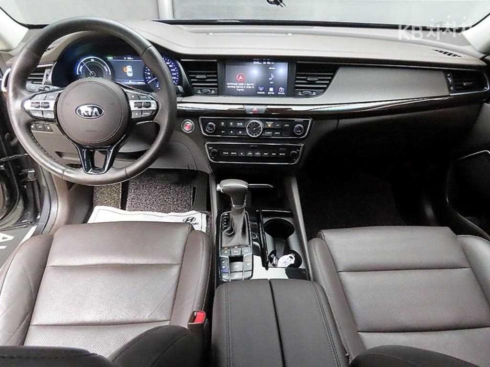 2019 - kia k7
