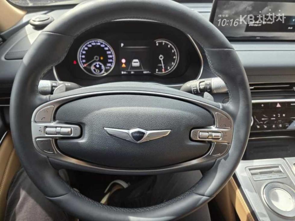 2022 Genesis GV80 photo