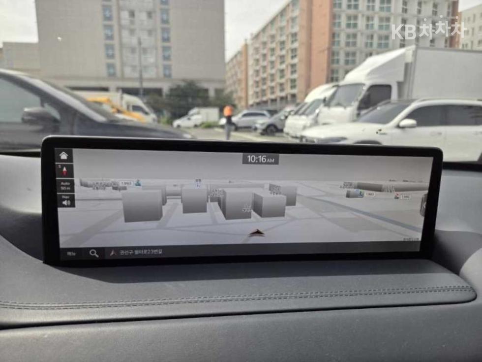 2022 Genesis GV80 photo