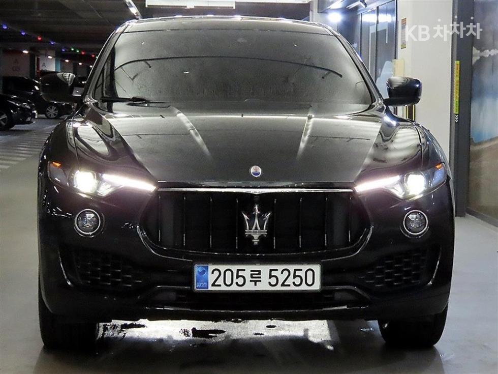 2018 Maserati Used Car photo